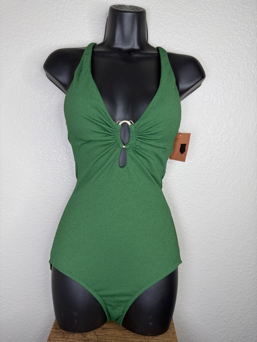 Shade & Shore Women's Green Crepe Ring-Front Plunge Neck One-Piece Swimsuit Sz S